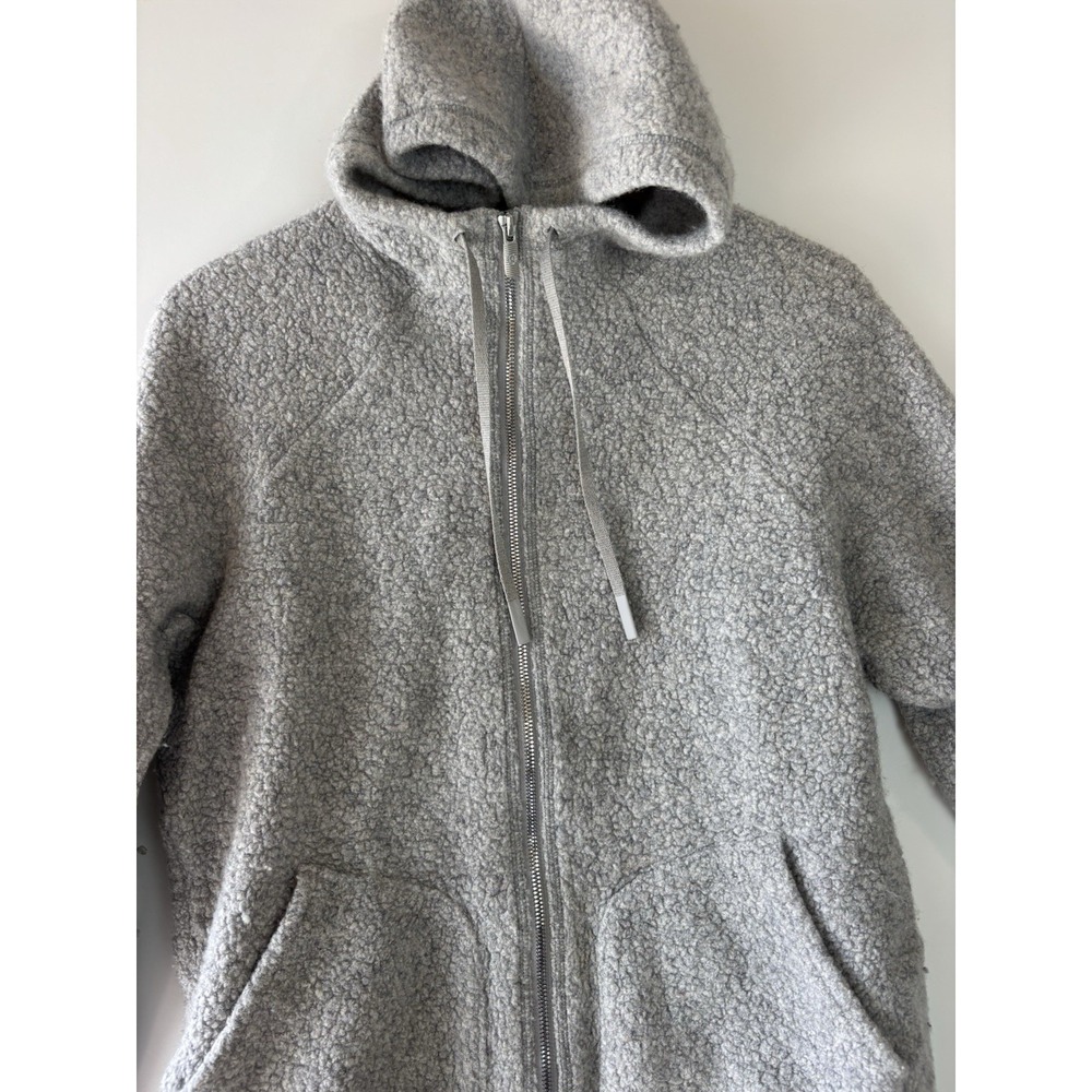 Lululemon Women's So Sherpa Hooded Jacket Grey FUZZY Wool Zip up Coat Size 6 - Picture 2 of 10